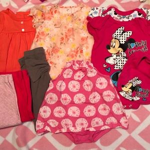 Baby girl 6-9months clothes x9